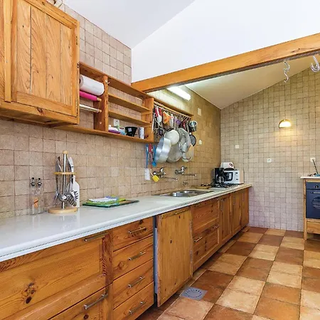 Lovely In With Kitchen