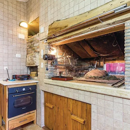 Lovely In With Kitchen Nyaraló *