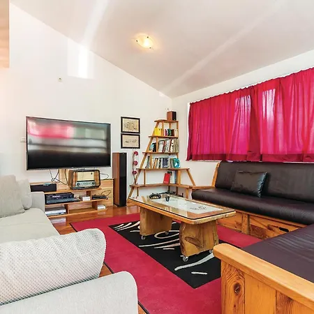 Lovely In With Kitchen